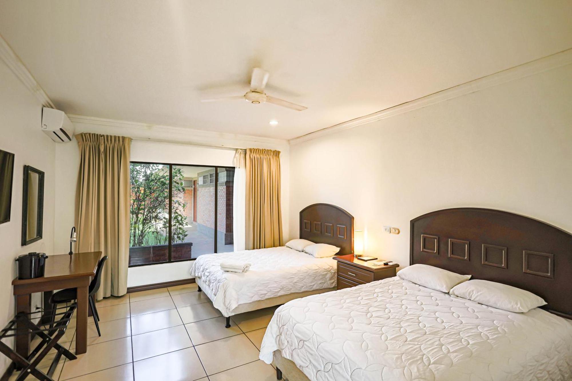 Hotel Cana Brava Inn Canas Экстерьер фото