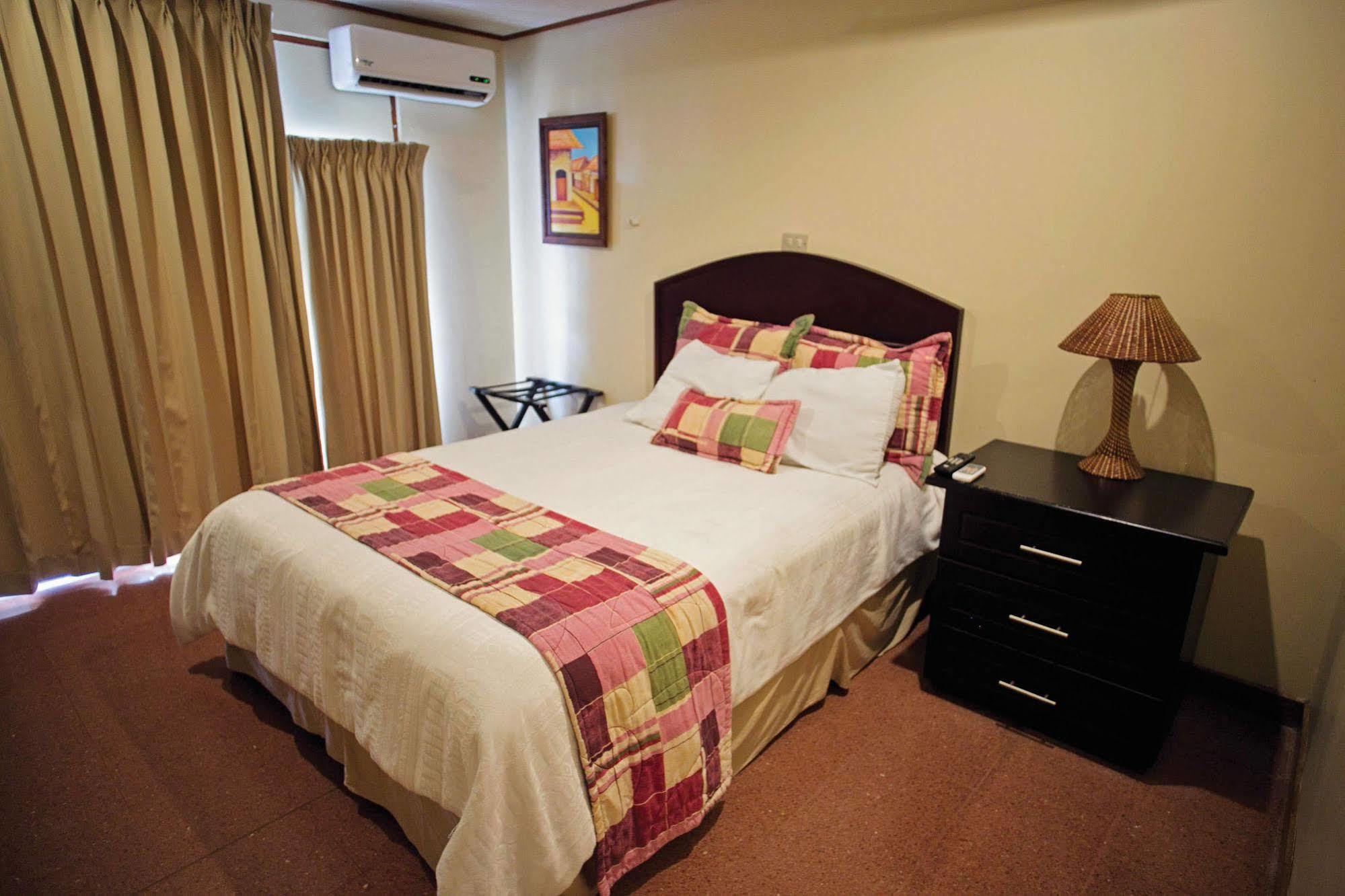 Hotel Cana Brava Inn Canas Экстерьер фото