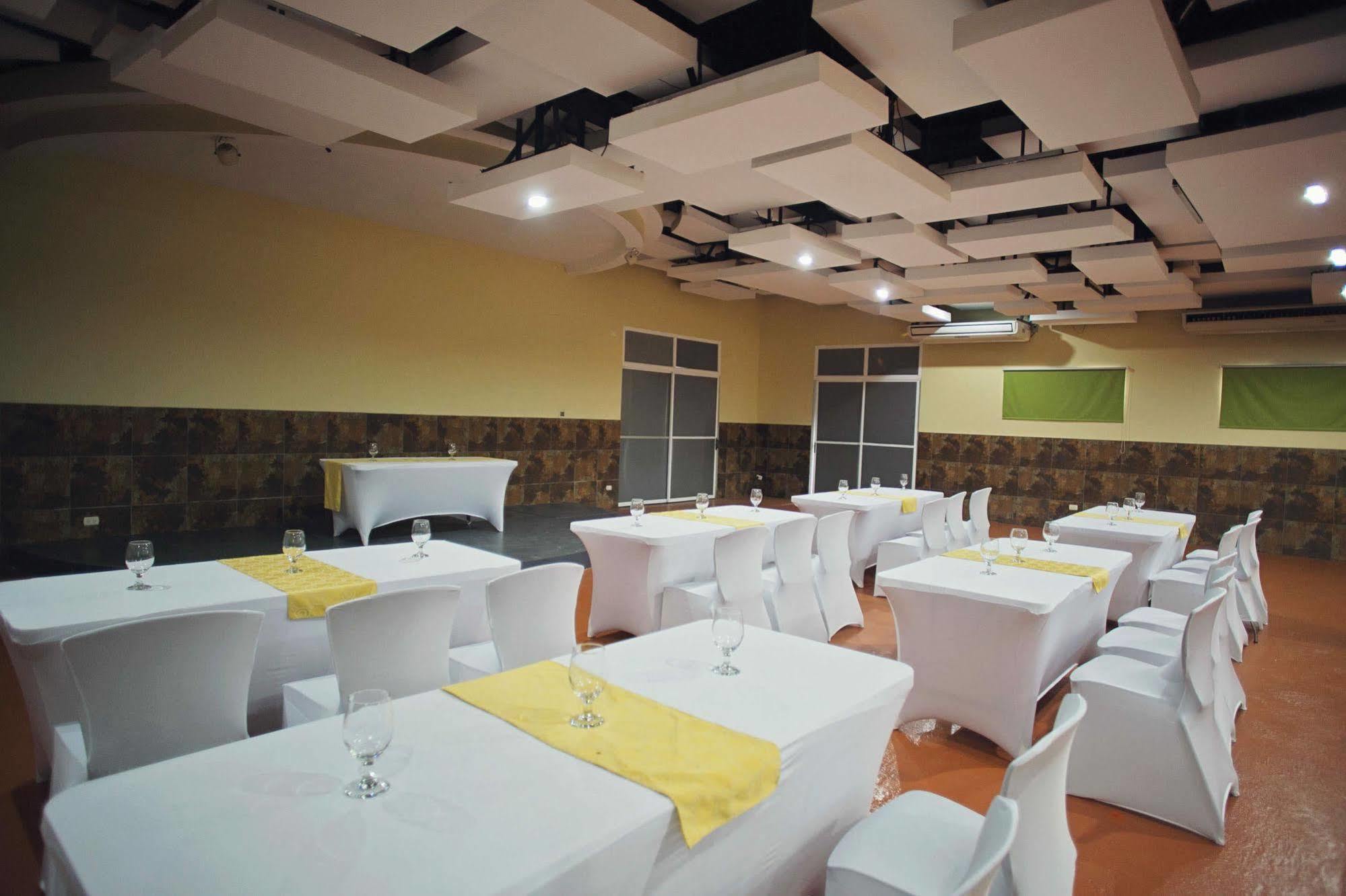 Hotel Cana Brava Inn Canas Экстерьер фото